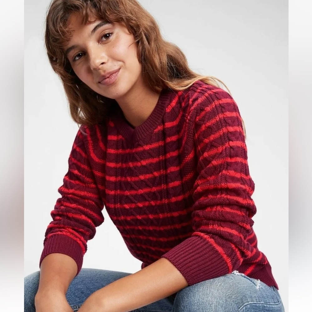 New Womens Size Small Gap Cable-Knit Crewneck Red/Burgundy Stripe Sweater ❤️‍🔥